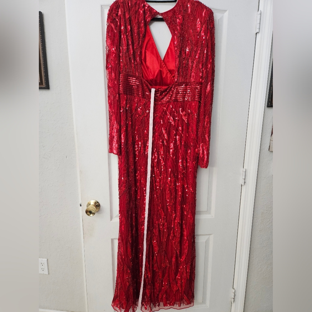 Mac DuggalEmbellished Faux Wrap Open Back Gown Red Sz 18 NWT - Picture 9 of 16